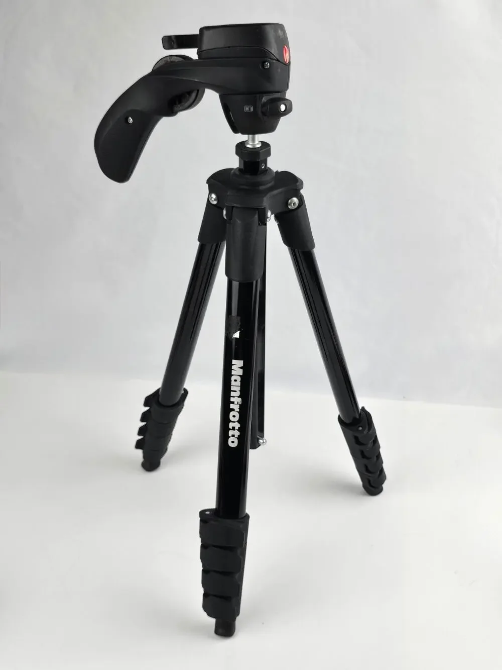Manfrotto Compact Action 61